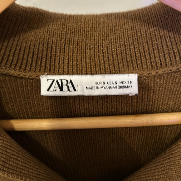 Zara Sweater - Picture 2 of 6